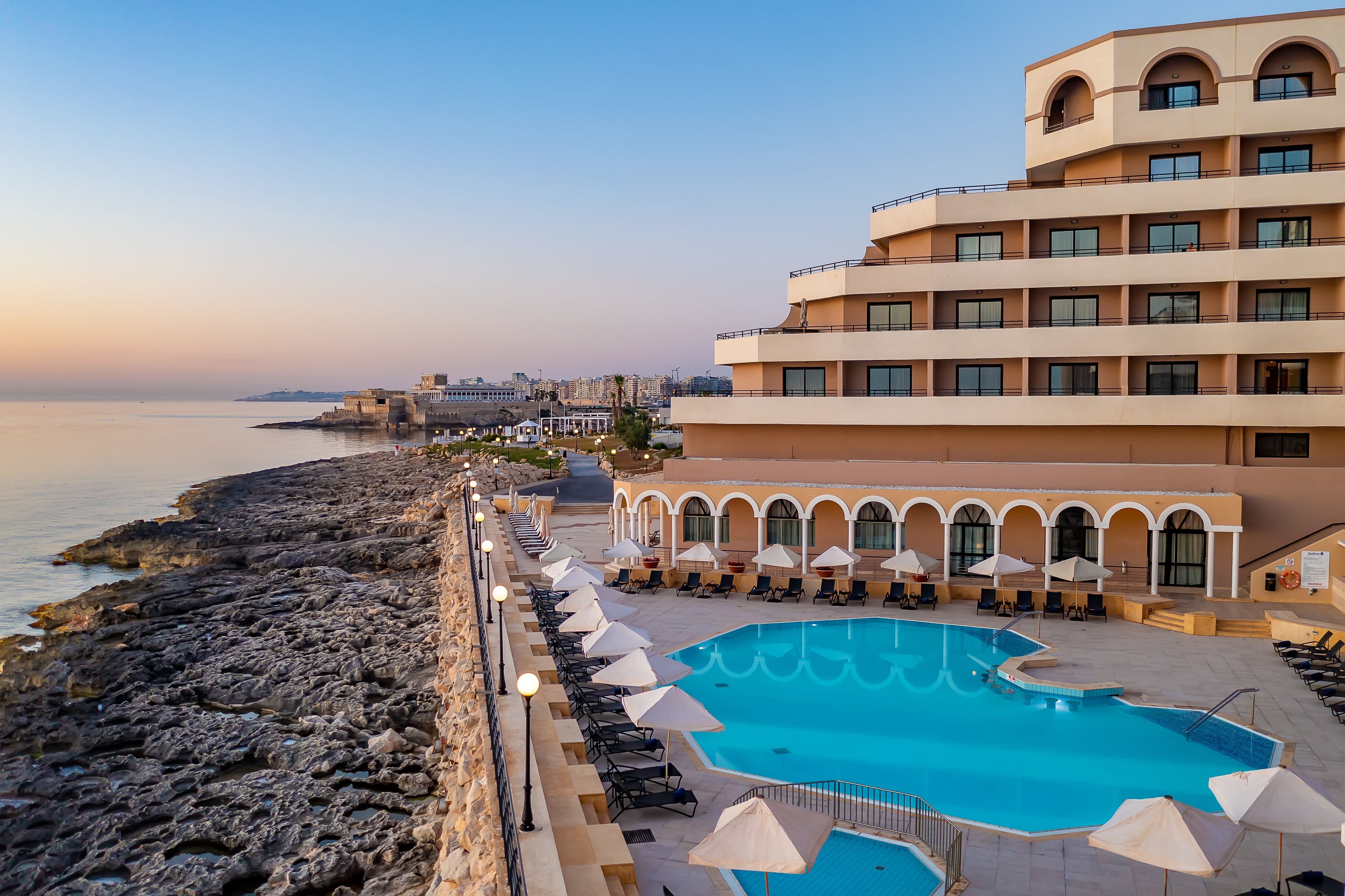 With four restaurants and bars at this Radisson Blu Resort, and more in neighbouring hotels, there are plenty of dining choices without having to travel far